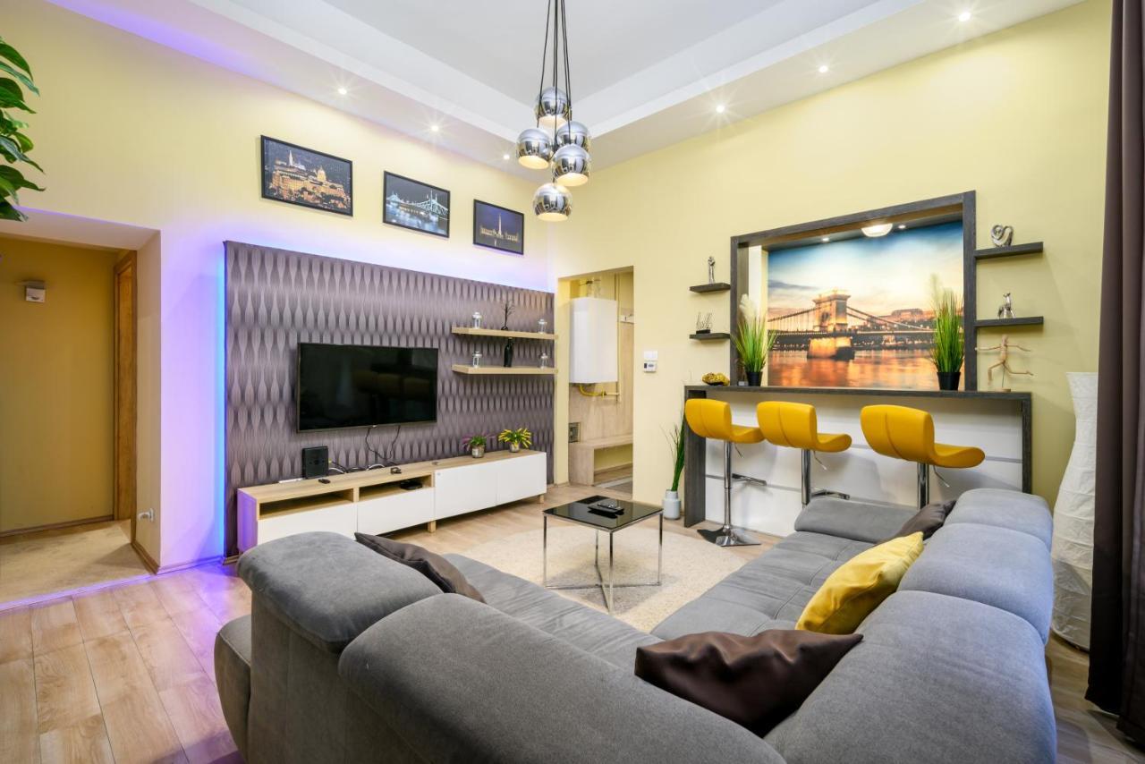 Downtown Deluxe-Two Bedroom Apartment With Sauna Budapeste Exterior foto