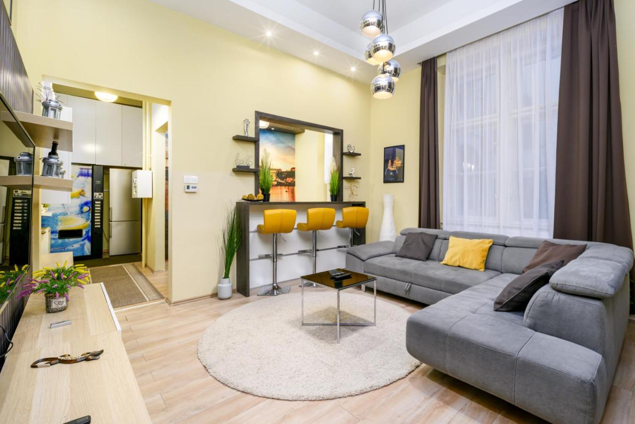 Downtown Deluxe-Two Bedroom Apartment With Sauna Budapeste Exterior foto