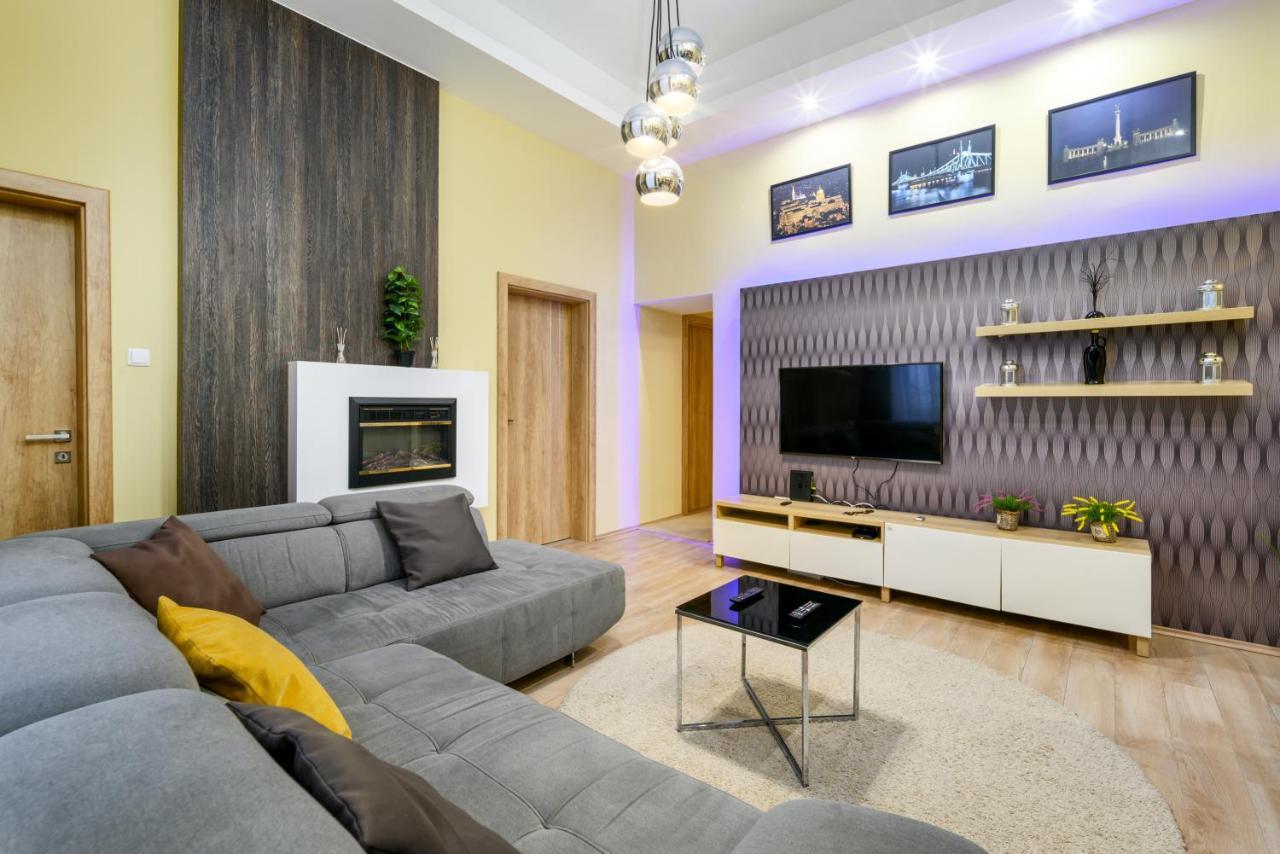 Downtown Deluxe-Two Bedroom Apartment With Sauna Budapeste Exterior foto